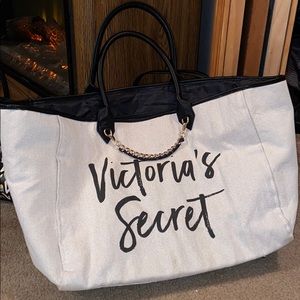 New Victoria secret tote